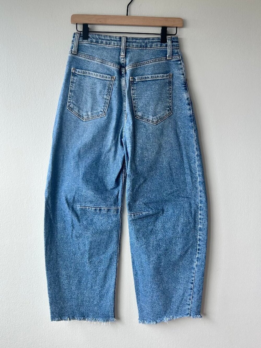 Just Black Denim Seamed Barrel Jeans High Rise Raw Hem Medium Wash Size 24 - Picture 4 of 11